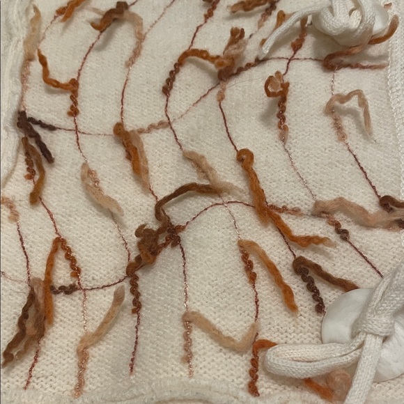 Parkhurst Wool Embrodiered Sweater - Picture 9 of 9